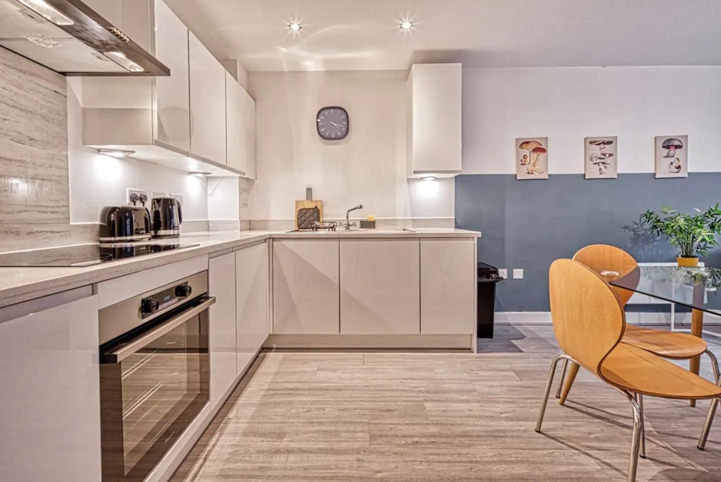 Apartment Gem Flat 23 - Close To Centre & Key Attractions *